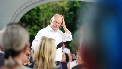 Scholz: Erstarken der AfD „bedrückt mich sehr“