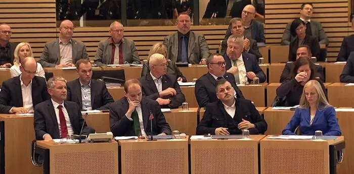 Die AfD-Fraktion im Thüringer Landtag bei der konstituierenden Sitzung am 26. September 2024. Foto: Screenshot/mdr