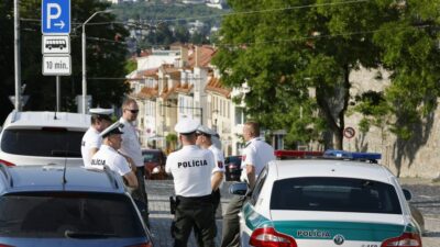 Chaos zum Schulauftakt: Über 700 Bombendrohungen in der Slowakei und Tschechien