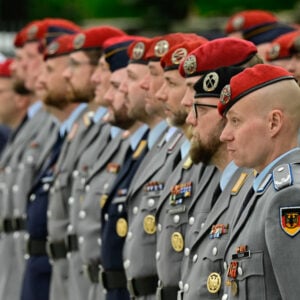 COVID-Impfung verweigert: Bundeswehrsoldat für sechs Monate in Haft