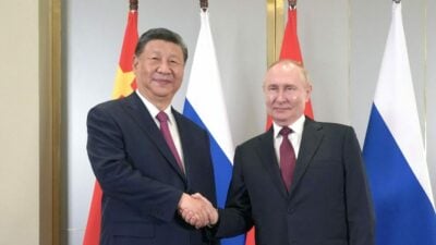 „Tiefe Freundschaft“: Chinas Staatschef nimmt Putins Einladung zu Brics-Gipfel an