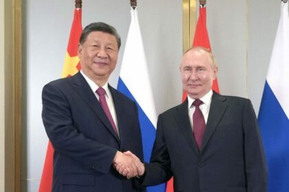 „Tiefe Freundschaft“: Chinas Staatschef nimmt Putins Einladung zu Brics-Gipfel an