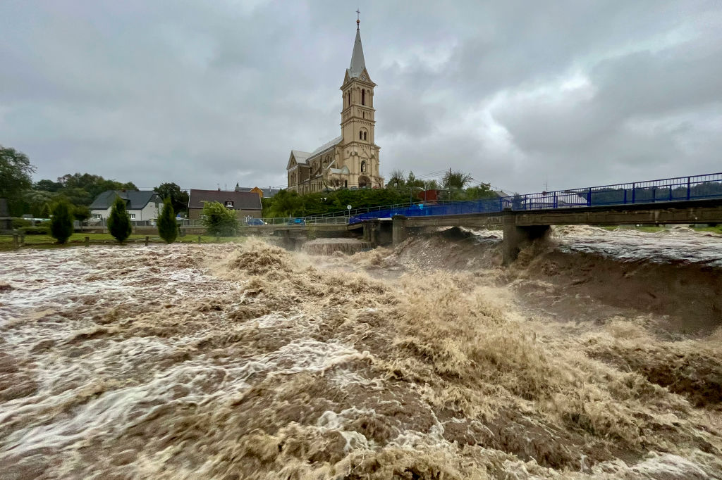 Hochwasser spitzt sich zu: Schon mehr Regen als bei Jahrtausendflut 1997 in Polen