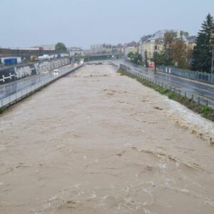 Hochwasser: Lage in Deutschland verschlechtert sich – Bisher sechs Tote – Notstand in Bratislava ausgerufen