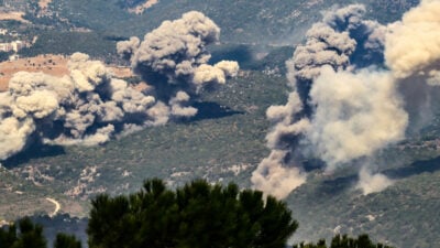 Hisbollah schießt sehr weitreichende Raketen auf Israel – US-Bürger sollen Libanon verlassen