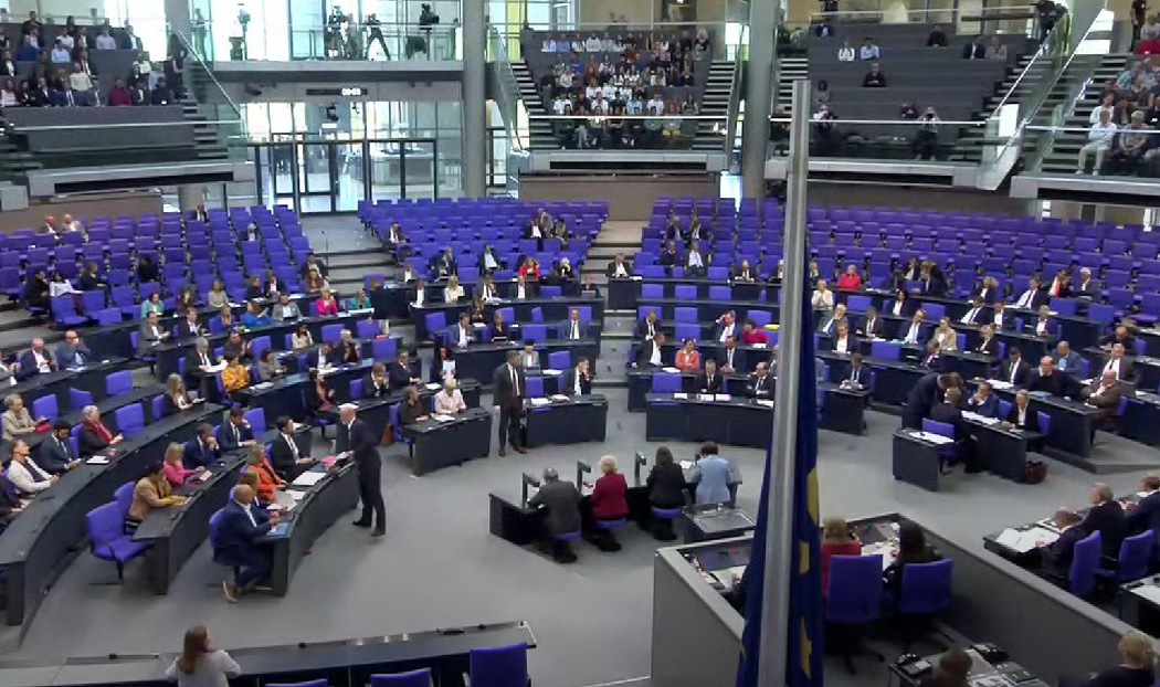 Das Plenum des Deutschen Bundestags am 12. September 2024. Foto: Bildschirmfoto/YouTube/Deutscher Bundestag