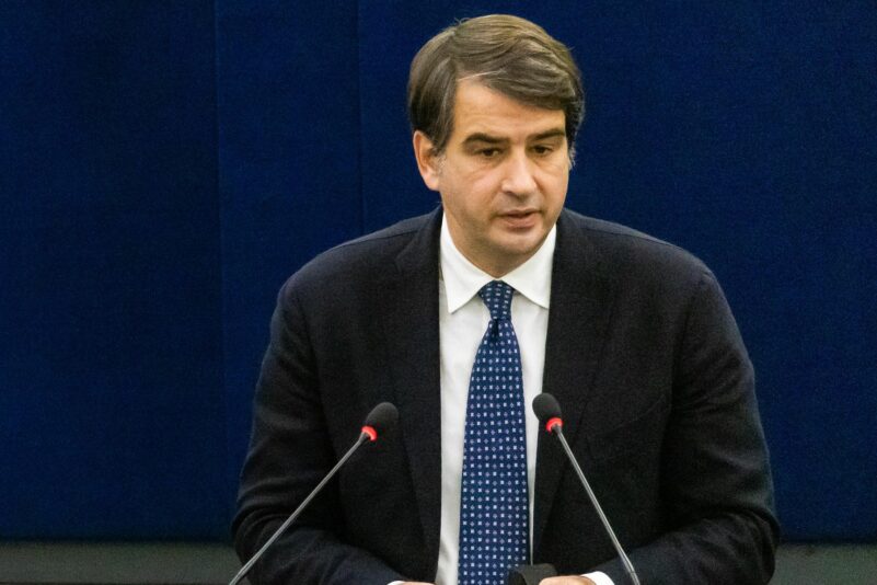 Raffaele Fitto ist ein italienischer Politiker der rechten Partei Fratelli d'Italia (Brüder Italiens). (Archivbild)