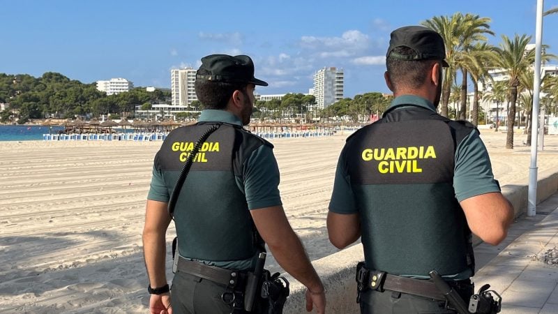 Beamte der Polizeieinheit Guardia Civil nahmen den Tatverdächtigen fest. (Archivfoto)