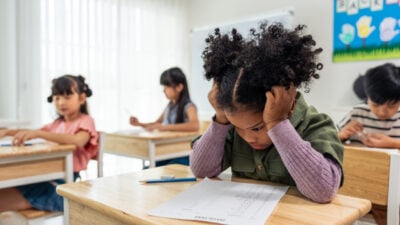 Gezielte Förderung nötig: Mangelnde Deutschkenntnisse belasten Leistungen in Schule