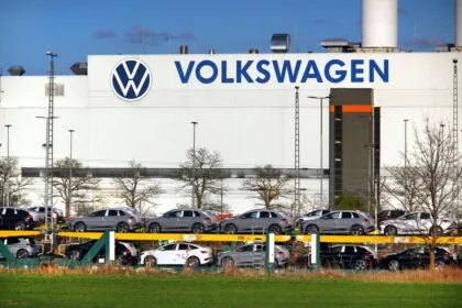 Volkswagen kündigt Tarifvertrag für Beschäftigungssicherung