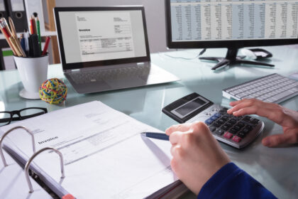 Mehr Unternehmen in Deutschland berichten von Zahlungsverzögerungen