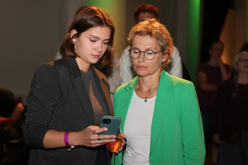 Ernüchterung bei der Wahlparty. Im neuen Landtag von Brandenburg sind die Grünen nicht mehr vertreten. (Archivfoto)