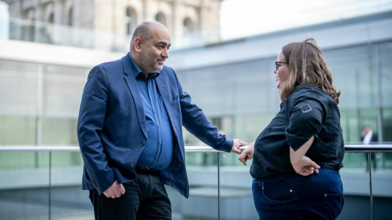 Die Zusammenarbeit zwischen den scheidenden Co-Vorsitzenden, Ricarda Lang und Omid Nouripour, lief insgesamt gut. Das war bei früheren Co-Vorsitzenden der Partei nicht immer der Fall. (Archivfoto)