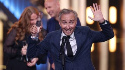 Jan Böhmermann gewinnt mit Show den Deutschen Fernsehpreis