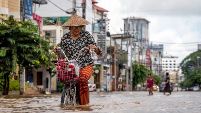 Mehr als 120.000 Menschen müssen in Malaysia wegen Überschwemmungen Häuser verlassen