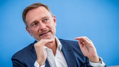 Finanzminister Lindner spricht von einem «Herbst der Entscheidungen». (Archivbild)