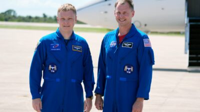 Sollen bis Anfang 2025 auf der ISS bleiben: Aleksandr Gorbunov (l) und Nick Hague.