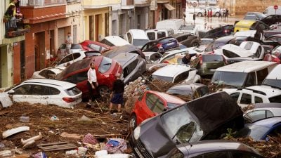 Mehr als 60 Tote bei Flutkatastrophe in Spanien – Hilfsangebote aus Berlin