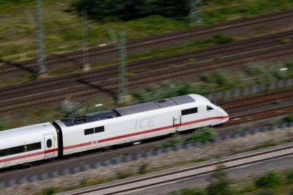 September: Züge der Bahn fahren wieder etwas öfter pünktlich