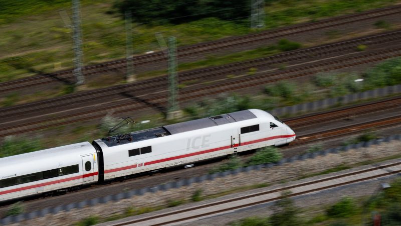 September: Züge der Bahn fahren wieder etwas öfter pünktlich