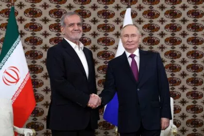 Putin und Irans Präsident betonen „aktive Zusammenarbeit“