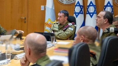 Israels Militärchef Herzi Halevi bei einer Sitzung im Hauptquartier der Armee in Tel Aviv. (Archivbild)