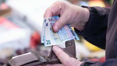 Experten erwarten Inflation über den Zielen der EZB