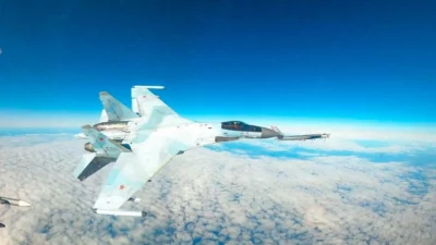 Russischer Kampfjet bringt US-Flugzeug vor Alaska in Gefahr