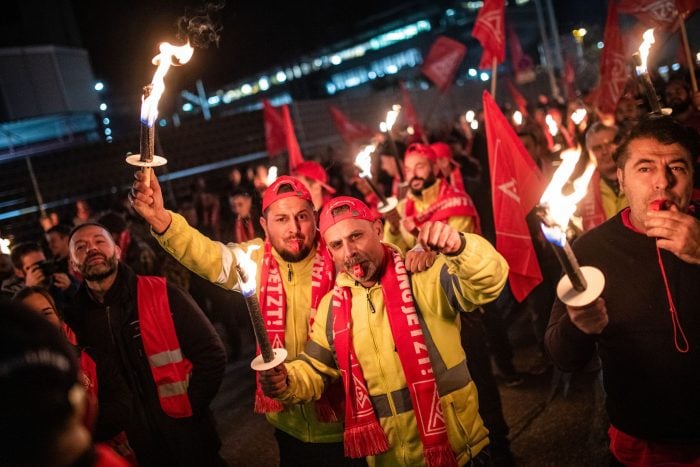 Warnstreik der IG Metall bei Porsche