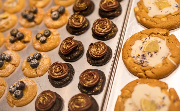 Verziert und getoppt machen die Cookies auch optisch was her.