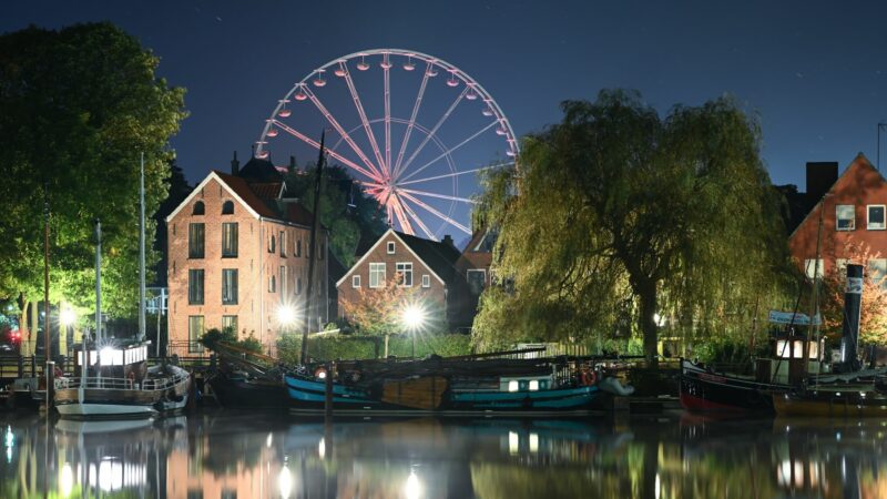 Auf dem Gallimarkt, Ostfrieslands größtem Volksfest, ist eine Geisterbahn in Brand geraten. Fünf Menschen wurden verletzt. (Achivbild)