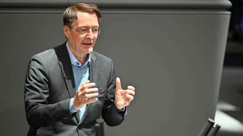 Minister Karl Lauterbach spricht von einer «Revolution». (Archivbild)