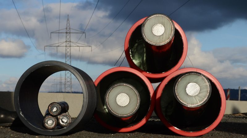 Die ersten Kabel für die Stromtrasse Suedlink werden verlegt. (Archivfoto)