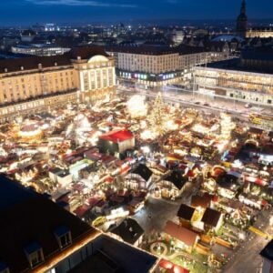 Deutschlands Weihnachtsmärkte ausgebaut zu Festungen der Freude