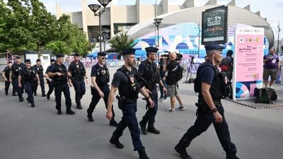 Das „heikelste Match des Jahres“: Macron besucht Fußballspiel Israel-Frankreich