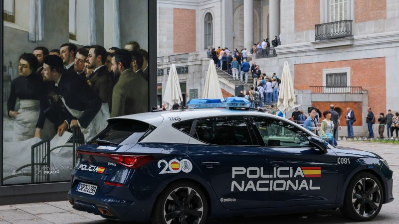 Die "Policía Nacional" genießt in Spanien viel Ansehen. (Archivbild)