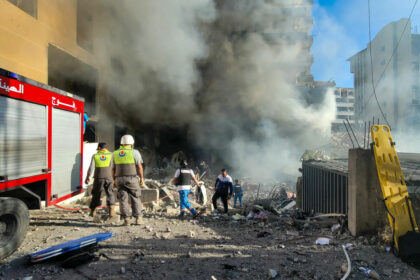 Israel: Drei Festnahmen nach Angriff auf Netanjahus Anwesen – neue israelische Luftangriffe
