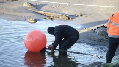 Reparatur hat begonnen: Defektes Datenkabel in der Ostsee – Spezialschiff vor Ort