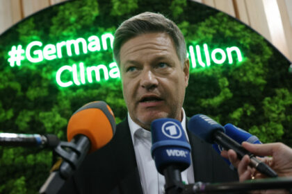 Habeck diskutiert mit jungen Klimaaktivisten: „Ich bin hier, um von Ihnen zu lernen“