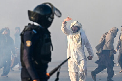 Pakistan: Mehr als 900 Demonstranten festgenommen – fünf tote Sicherheitskräfte