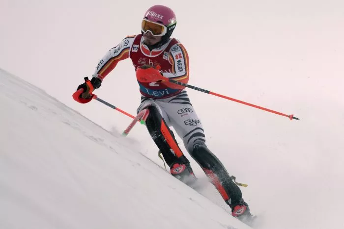 Slalom-Fahrer Linus Straßer verpasst das Podest in Levi.