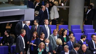 Union will Habeck und Lindner herbeizitieren – Ampelmehrheit steht