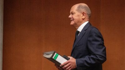 Scholz oder doch Pistorius? SPD-Führung lässt sich bei der K-Frage Zeit