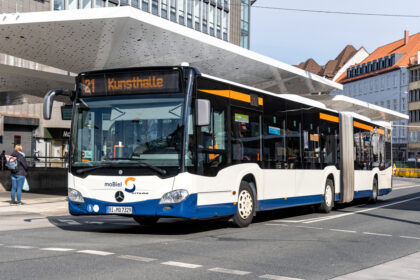 Busbetriebe, Nahverkehr der Bahn: Verdi ruft zu Warnstreiks im ÖPNV auf