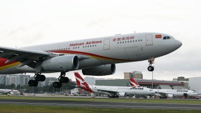 Eine Maschine von Hainan Airlines musste kurz nach dem Start östlich von Rom wegen eines Feuers umkehren. (Archivbild)