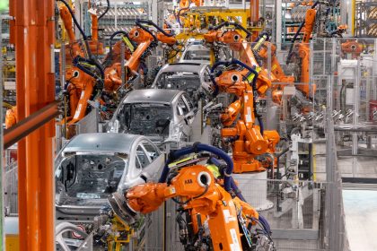 Erheblich schlechter: Stimmung in der Autoindustrie sackt weiter ab