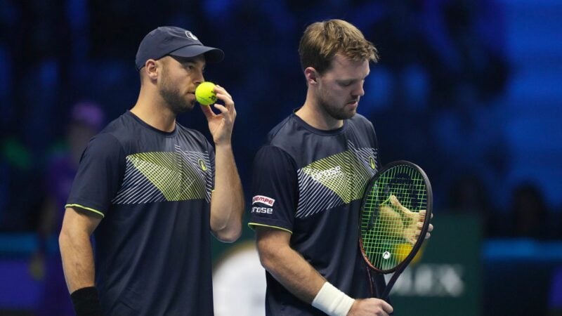 Zum ersten Mal qualifizierte sich das Duo Tim Pütz (l) und Kevin Krawietz (r) gemeinsam für das Tennis-Saisonfinale.