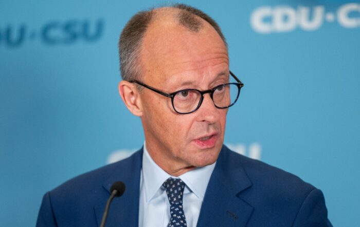 Die Neuwahl wäre in der zweiten Januar-Hälfte möglich, meint CDU-Chef Friedrich Merz.