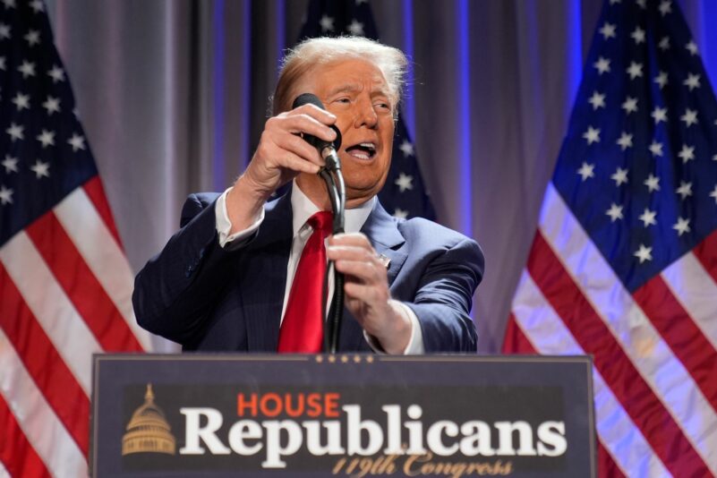 Trump lobt den Erfolg seiner Partei.