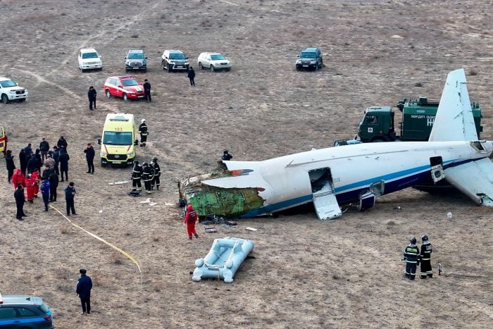 Das Wrack der Embraer 190.